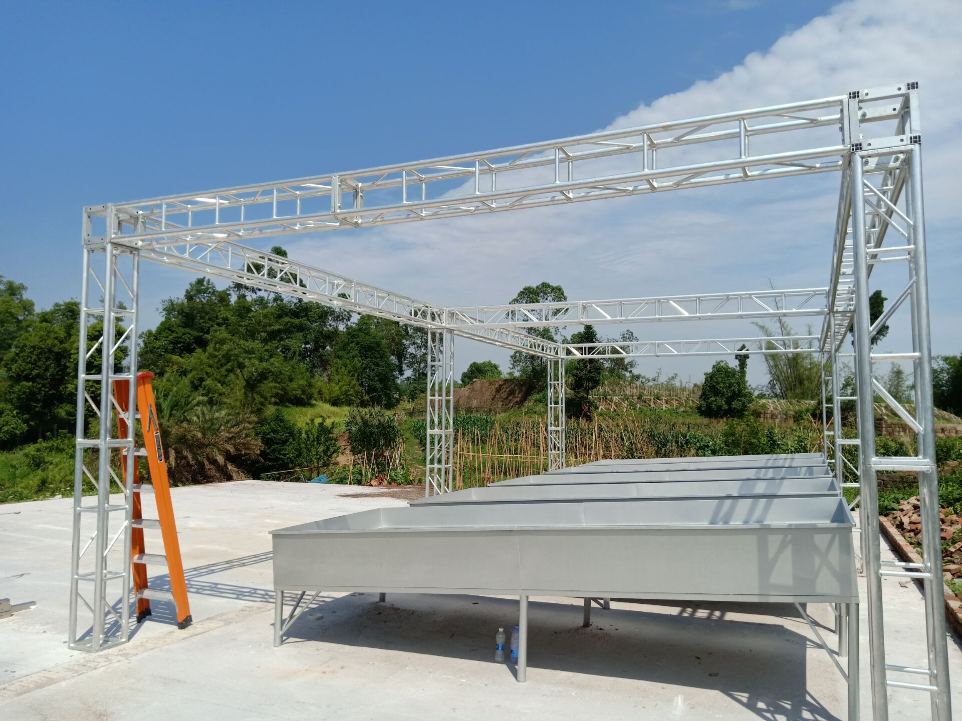 人工模擬降雨的設(shè)備品牌